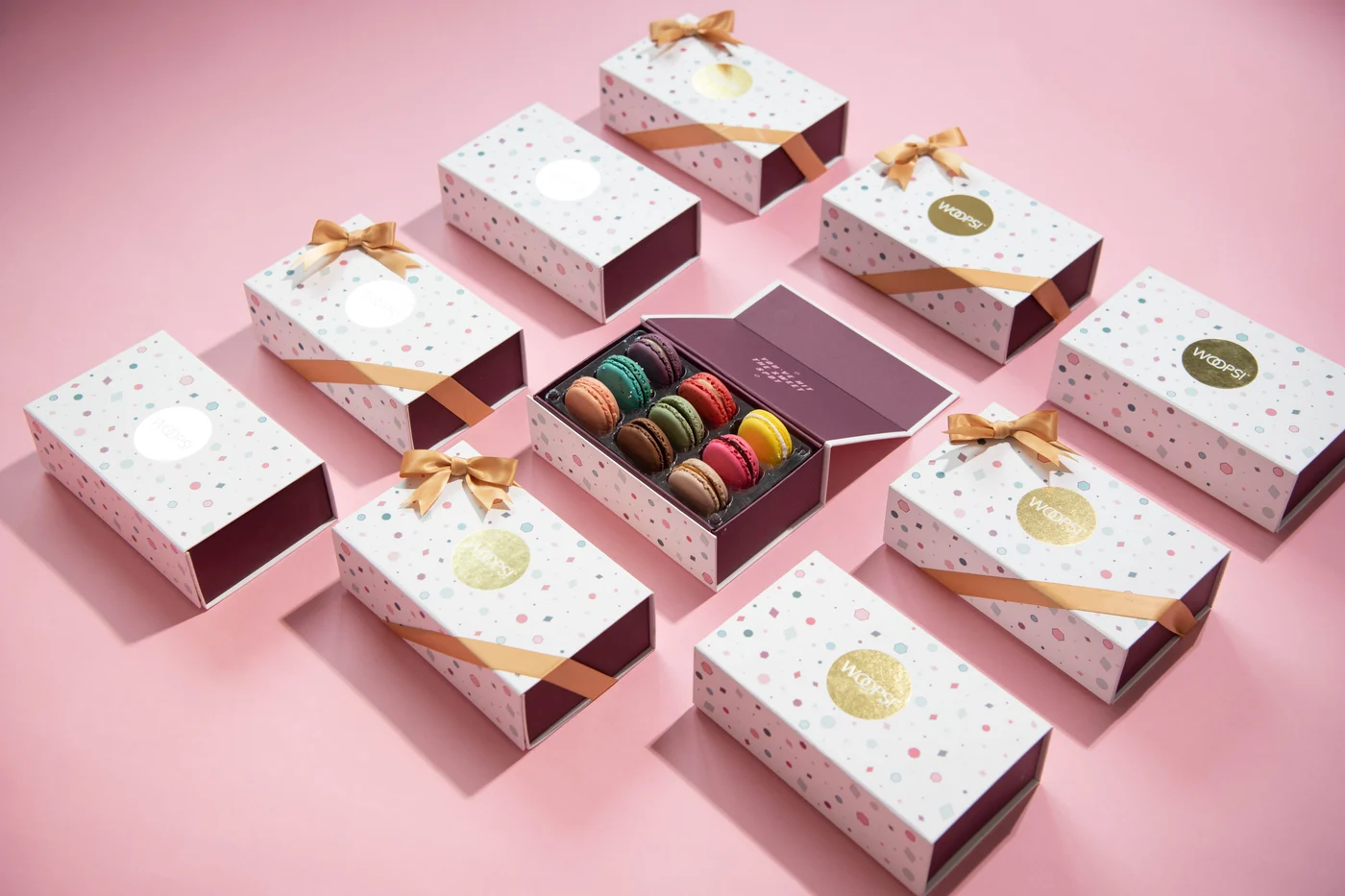 Woops! macaron gift boxes
